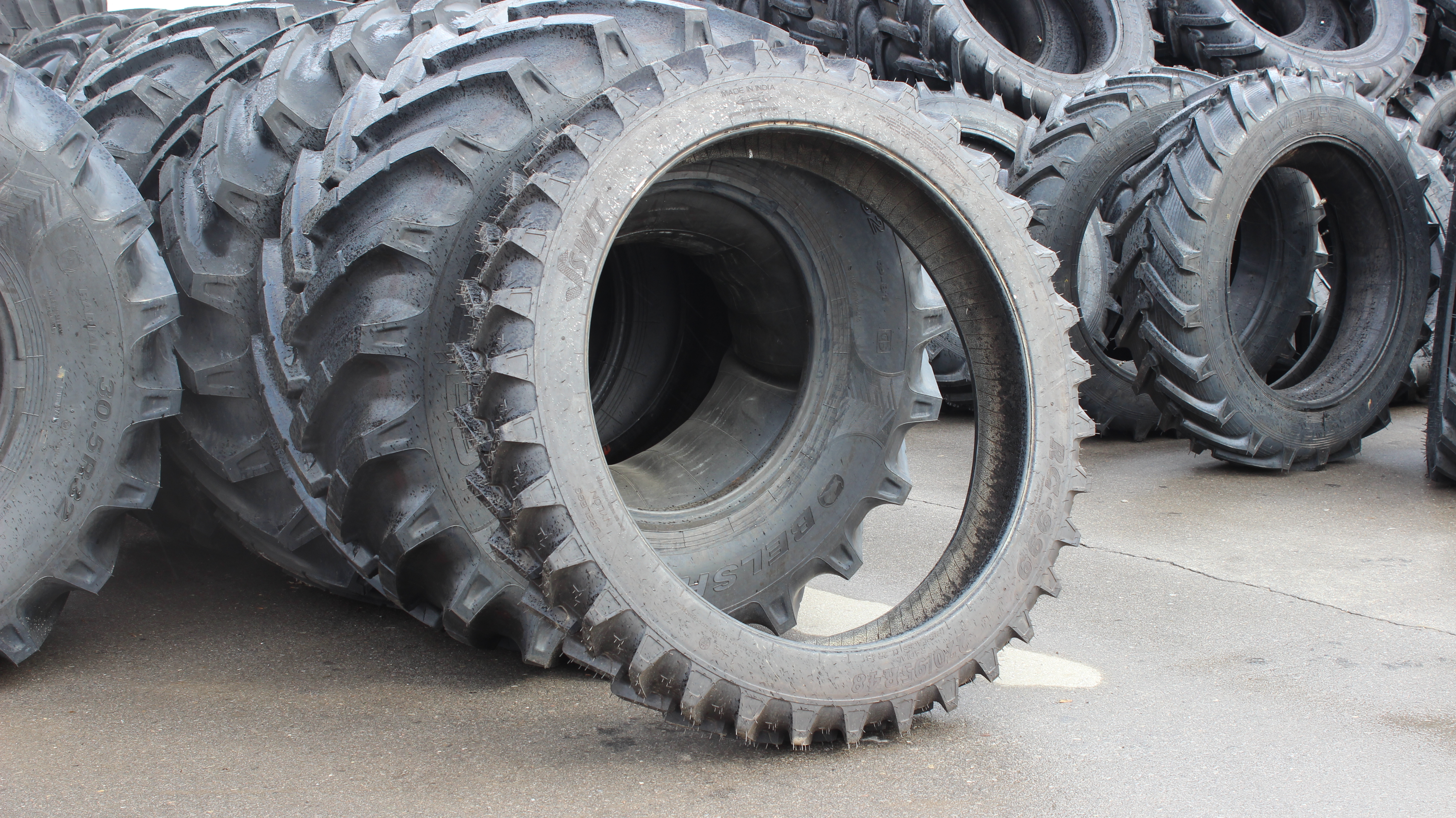 Шина опрыскивателя Amazone 11.2 R48